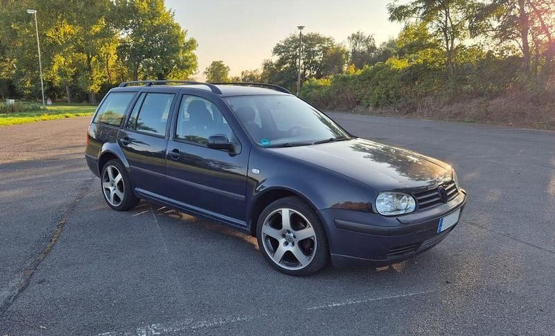 Blau Gebraucht 2003 VW Golf IV Ocean Kombi | 2.499 € (Teuer) - Bild 1/4