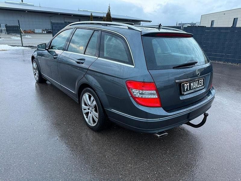Gebraucht Mercedes C220 170 PS (125 kW) 2010 Tenoritgrau  metalliclack Kombi