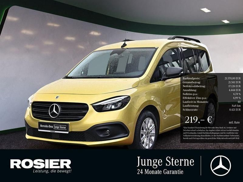 Gelb / limonitgelb Gebraucht 2022 Mercedes Citan 110 Kombi | 21.570 € - Bild 1/4