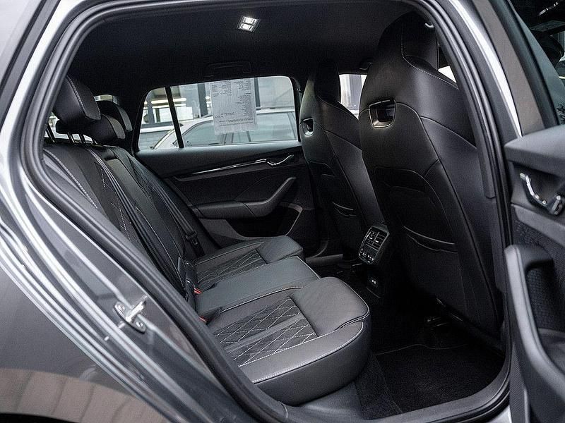 Second-hand Skoda Octavia RS 200 CP (147 kW) 2023 Gri Break