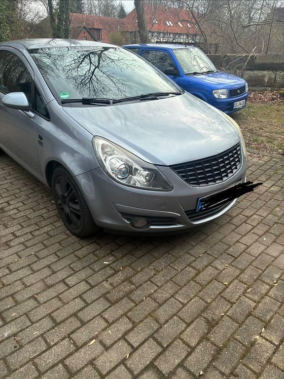 Gebraucht Opel Corsa Innovation 80 PS (58 kW) 2009 Silber Kleinwagen
