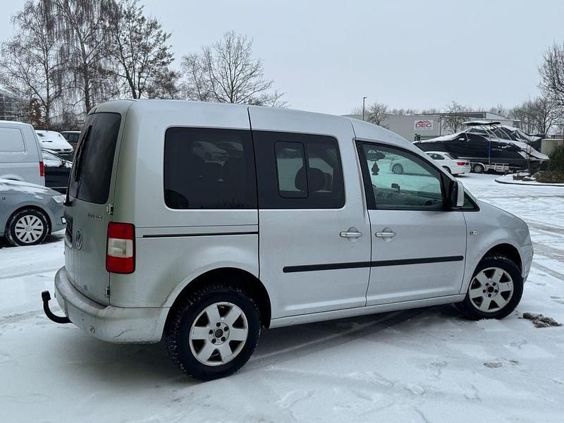Gebraucht VW Caddy Style 105 PS (77 kW) 2009 Silber Van / Kleinbus