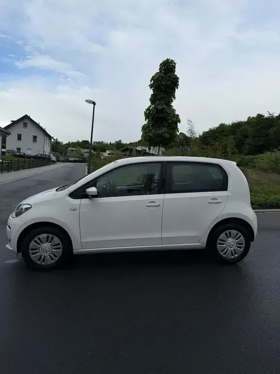 Gebraucht VW up! 65 PS (47 kW) 2016 Weiß Kleinwagen