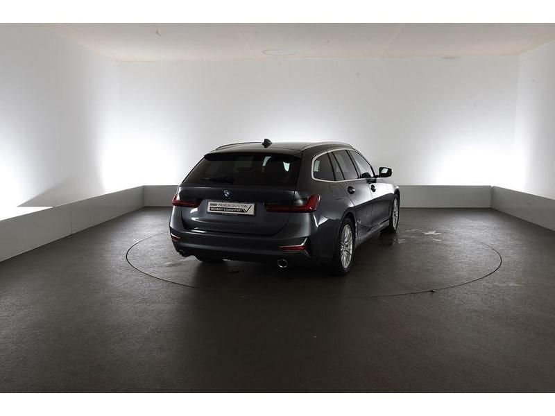 Gebraucht BMW 330 Luxury Line 286 PS (210 kW) 2021 Grau Kombi