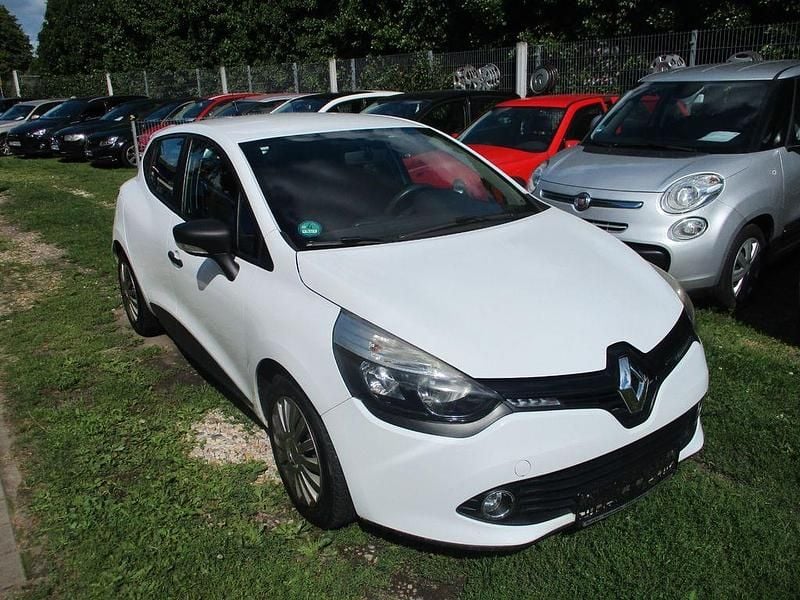 Weiß Gebraucht 2016 Renault Clio IV Expression Limousine | 5.380 € (Guter Preis) - Bild 1/4