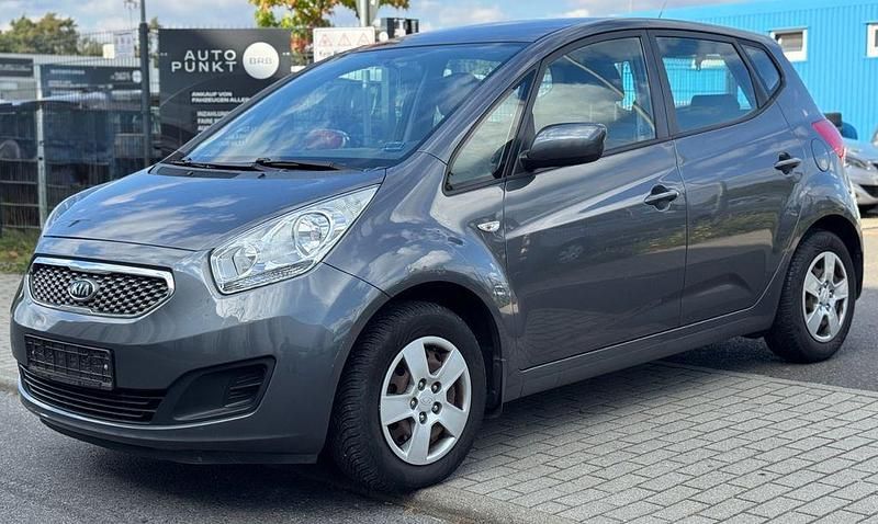 Gebraucht Kia Venga 90 PS (66 kW) 2011 Grau Kleinwagen