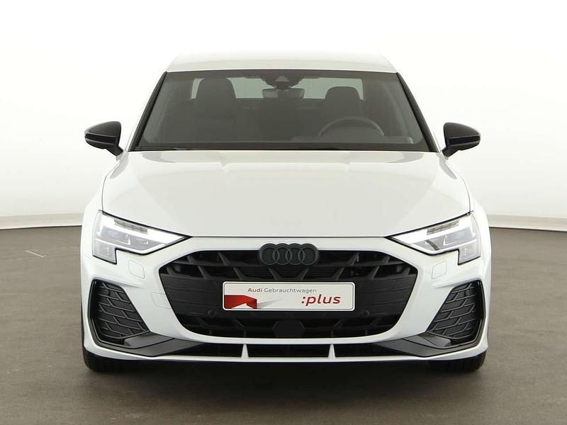 Gebraucht Audi A3 S-Line 150 PS (110 kW) 2025 Gletscherweiß metallic Limousine