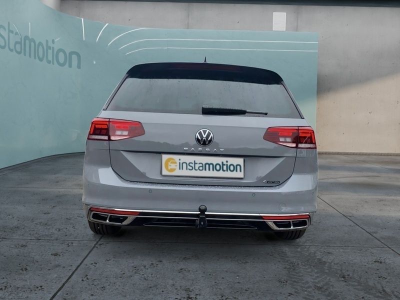 Gebraucht VW Passat 200 PS (147 kW) 2023 Grau Van / Kleinbus