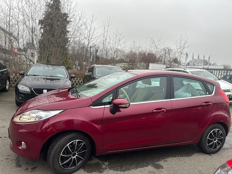 Gebraucht Ford Fiesta Ghia 97 PS (71 kW) 2008 Kleinwagen