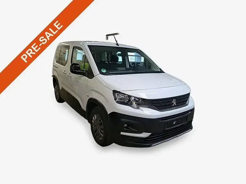 Gebraucht Peugeot e-Rifter Access 100 kW (136 PS) 2023 Weiß Van / Kleinbus