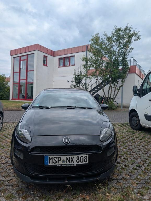 Schwarz Gebraucht 2012 Fiat Punto Evo Kleinwagen | 5.490 € - Bild 1/4