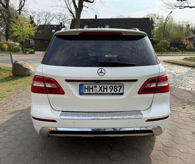 Second-hand Mercedes ML350 258 CP (189 kW) 2013 Alb SUV