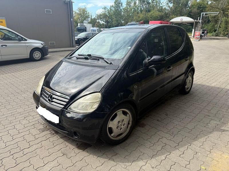 Gebraucht Mercedes A190 Elegance 125 PS (91 kW) 2001 Schwarz Van / Kleinbus