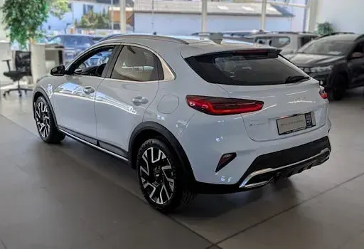 Neu Kia XCeed Vision 150 PS (110 kW) 2026 Weiß SUV