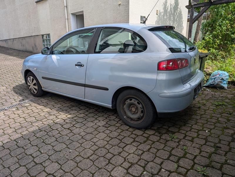 Gebraucht Seat Ibiza 64 PS (47 kW) 2003 Blau Limousine