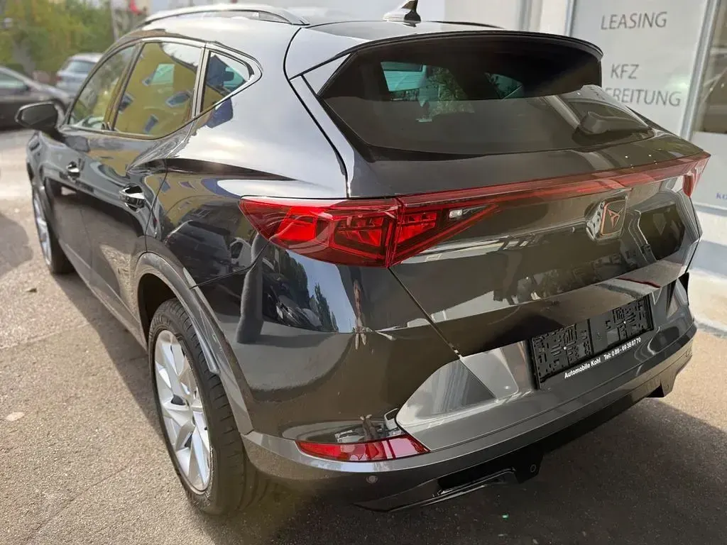 Gebraucht Cupra Formentor Basis 190 PS (139 kW) 2023 Blau SUV