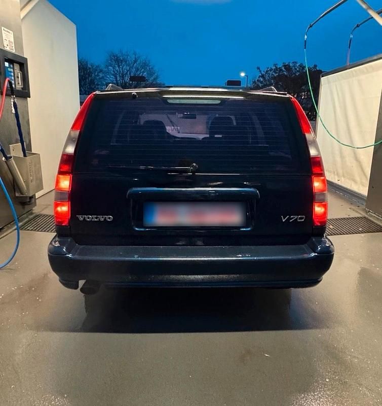 Gebraucht Volvo V70 190 PS (139 kW) 1998 Blau Kombi