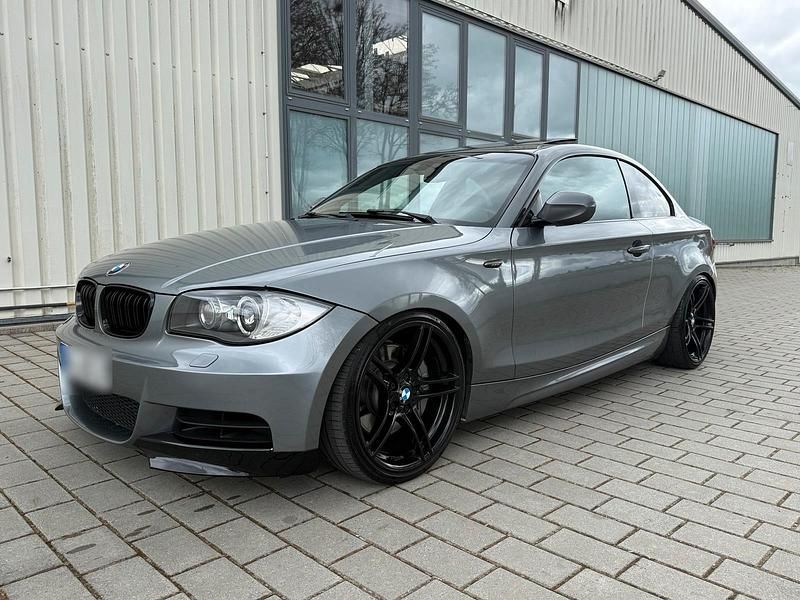 Gebraucht BMW 135 Coupé Performance 450 PS (330 kW) 2011 Grau Coupé