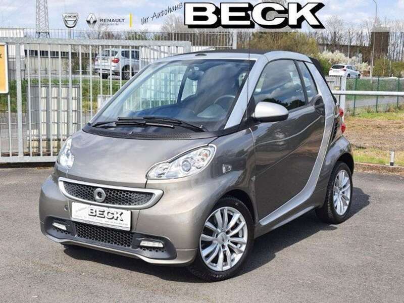 Beige Gebraucht 2013 Smart ForTwo Cabrio Passion Cabrio | 8.950 € (Etwas zu teuer) - Bild 1/4
