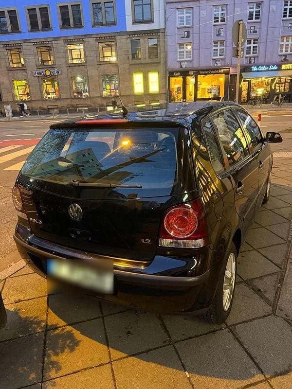 Gebraucht VW Polo 69 PS (50 kW) 2008 Schwarz Kleinwagen