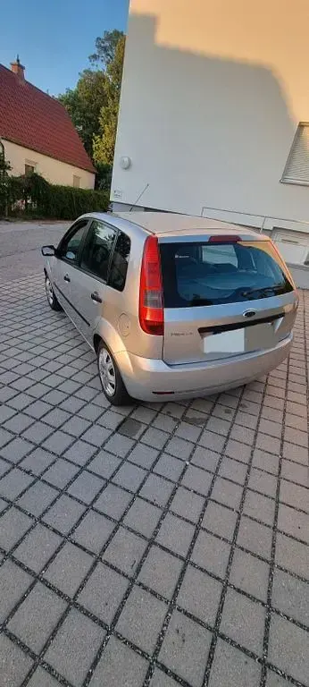 Gebraucht Ford Fiesta 75 PS (55 kW) 2003 Kleinwagen