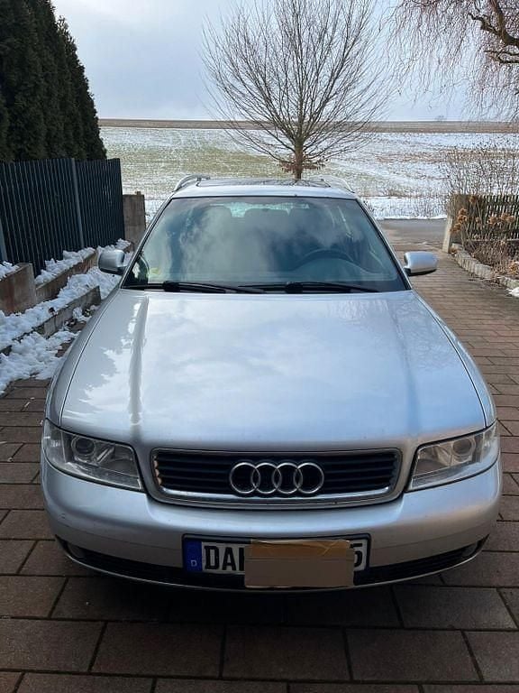 Silber Gebraucht 2000 Audi A4 Kombi | 980 € (Superpreis) - Bild 1/4