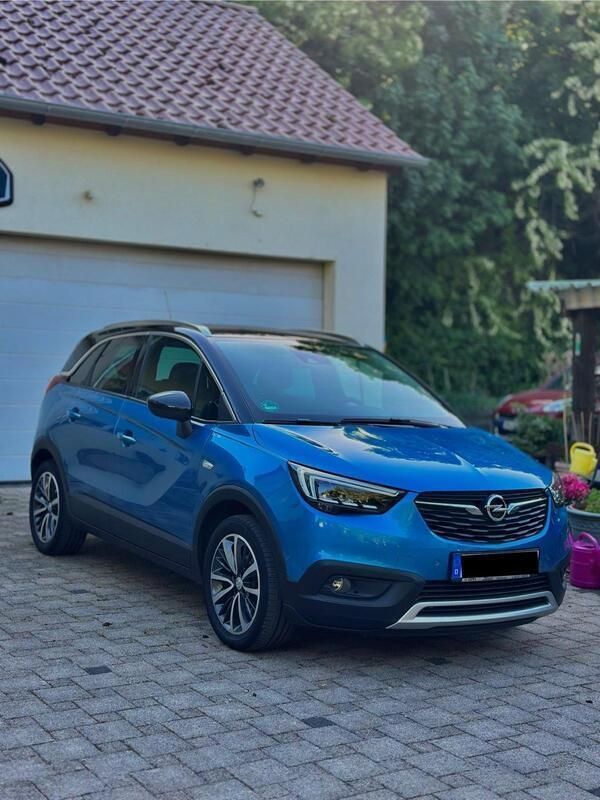 Blau Gebraucht 2018 Opel Crossland Ultimate SUV | 11.600 € (Fairer Preis) - Bild 1/4