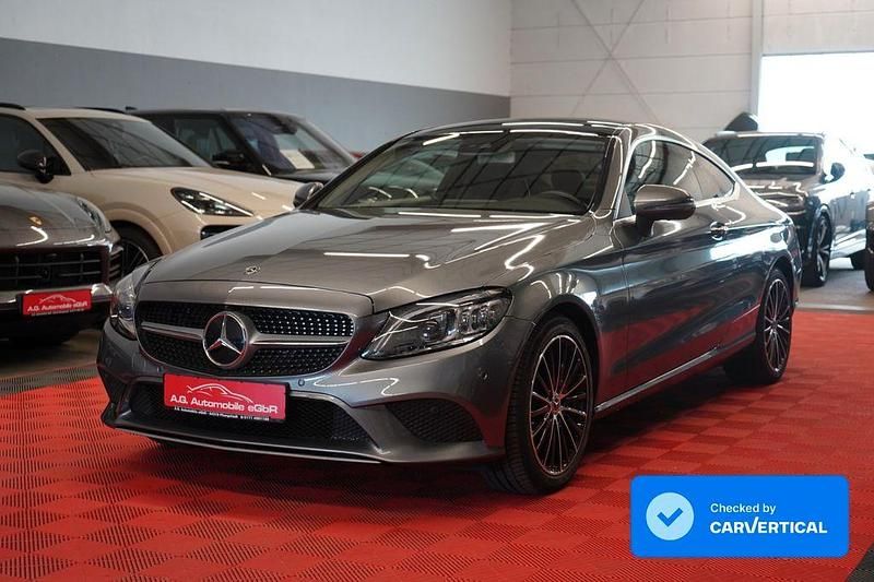 Grau Gebraucht 2019 Mercedes C300 Coupé | 32.950 € (Guter Preis) - Bild 1/4