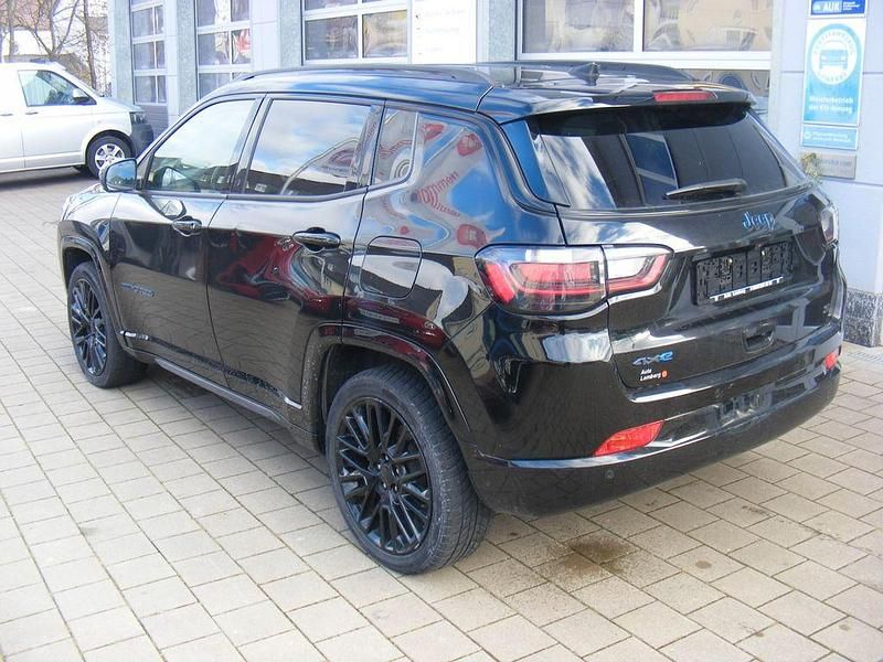 Gebraucht Jeep Compass 179 PS (131 kW) 2022 Schwarz SUV