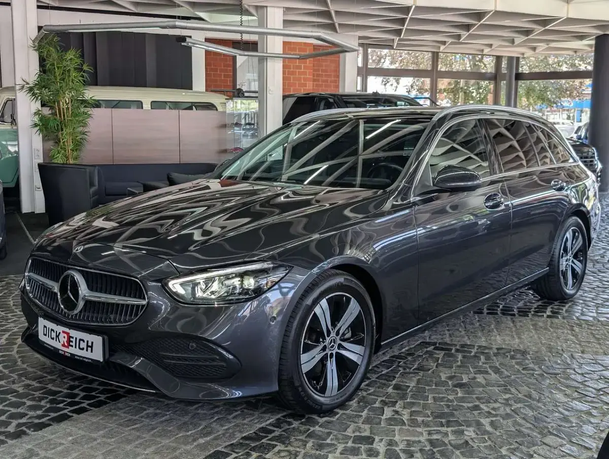 Gebraucht Mercedes C220 Business 220 PS (161 kW) 2022 Grafitgrau  metalliclack Kombi