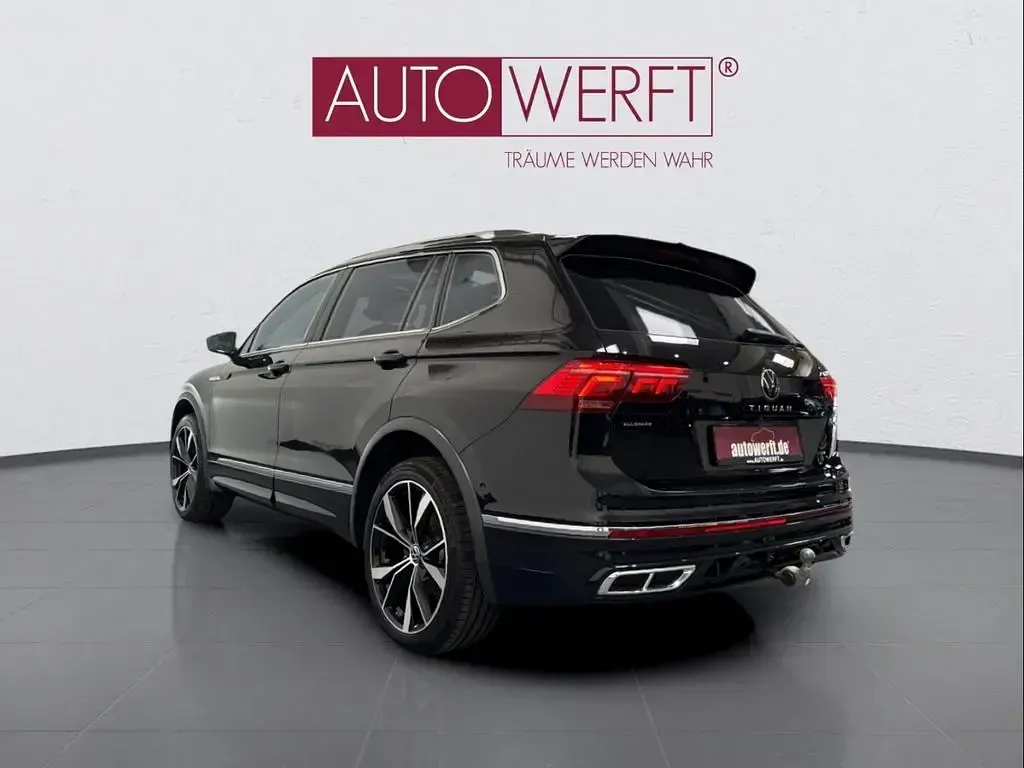 Gebraucht VW Tiguan Allspace Pro 200 PS (147 kW) 2023 Schwarz SUV