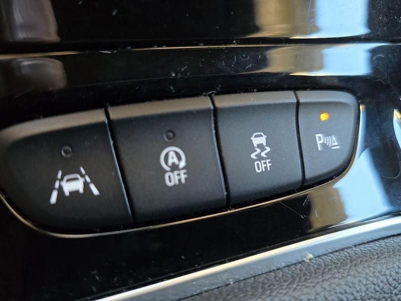 Gebraucht Opel Astra GS Line 145 PS (106 kW) 2020 Grau Limousine