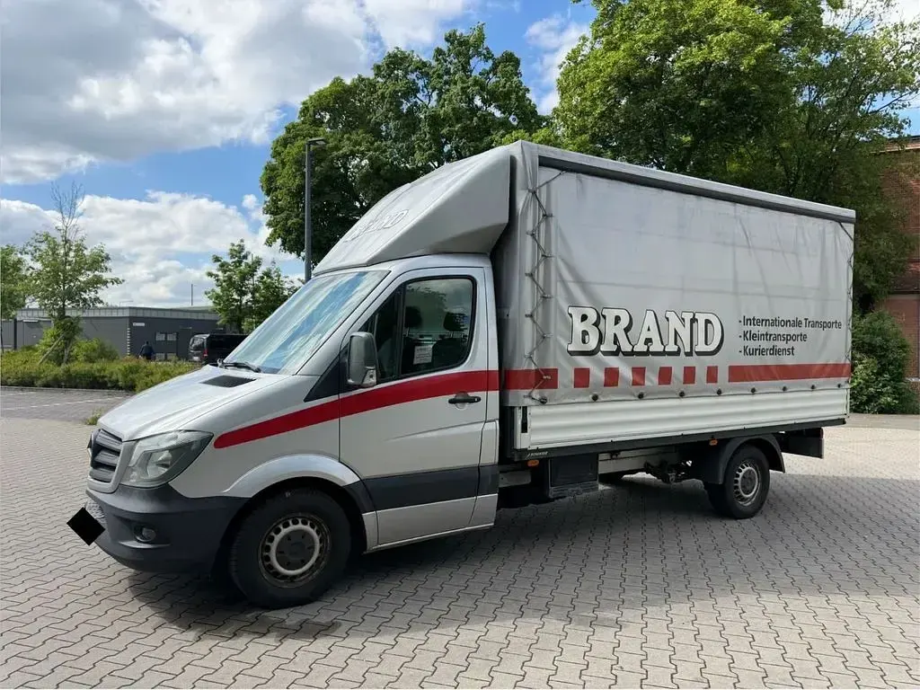 Gebraucht Mercedes Sprinter 163 PS (119 kW) 2017 Silber