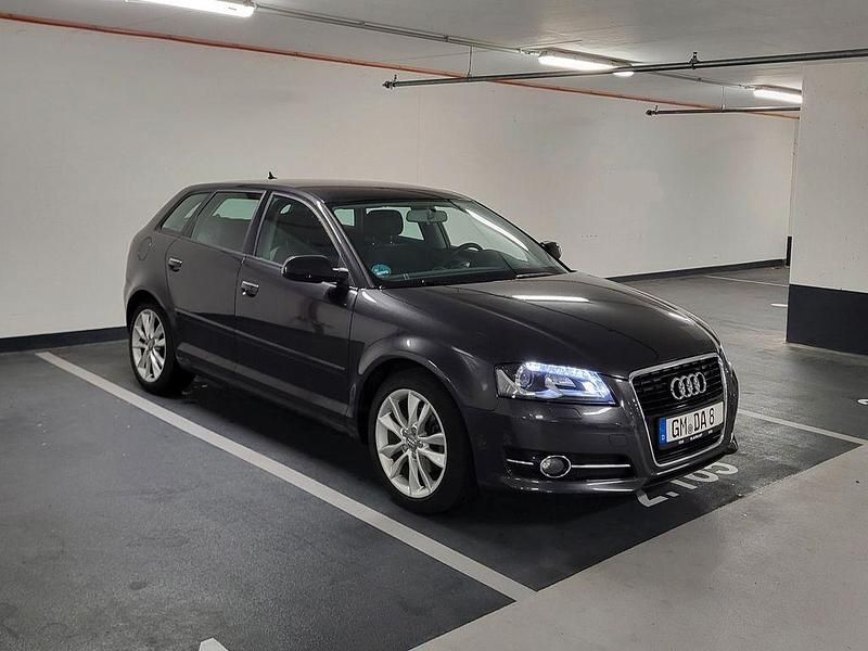 Gebraucht Audi A3 Sport 125 PS (91 kW) 2010 Schwarz Kleinwagen