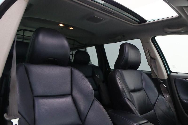 Gebraucht Volvo V70 300 PS (220 kW) 2003 Grün Kombi