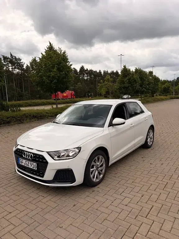 Gebraucht Audi A1 95 PS (69 kW) 2021 Weiß SUV