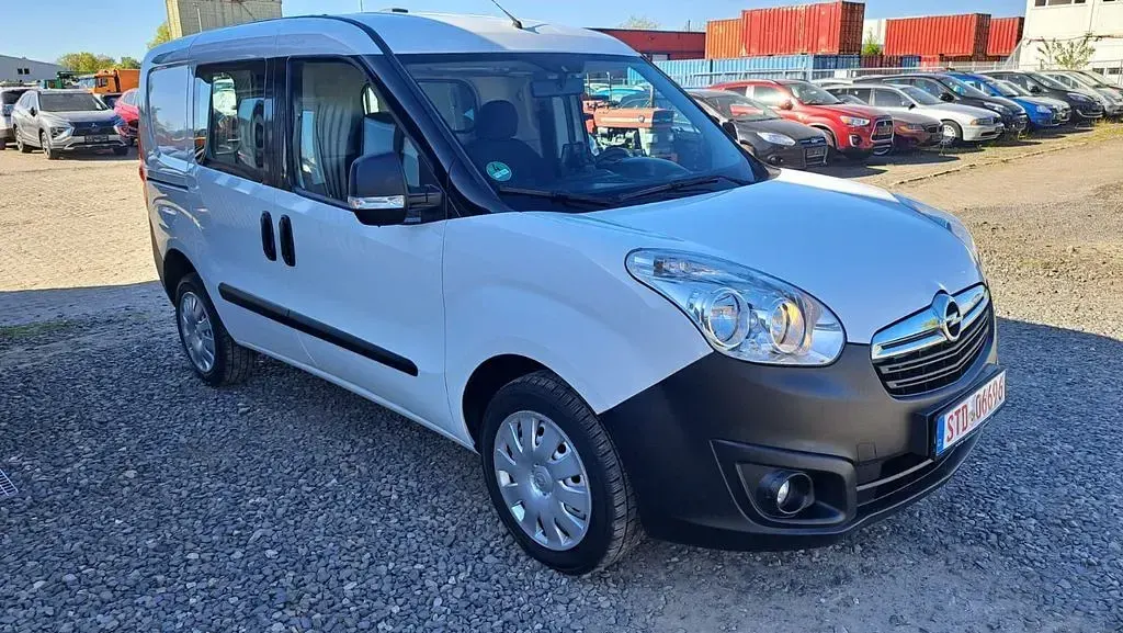 Usata Opel Combo 120 CV (88 kW) 2018 Bianco Monovolume