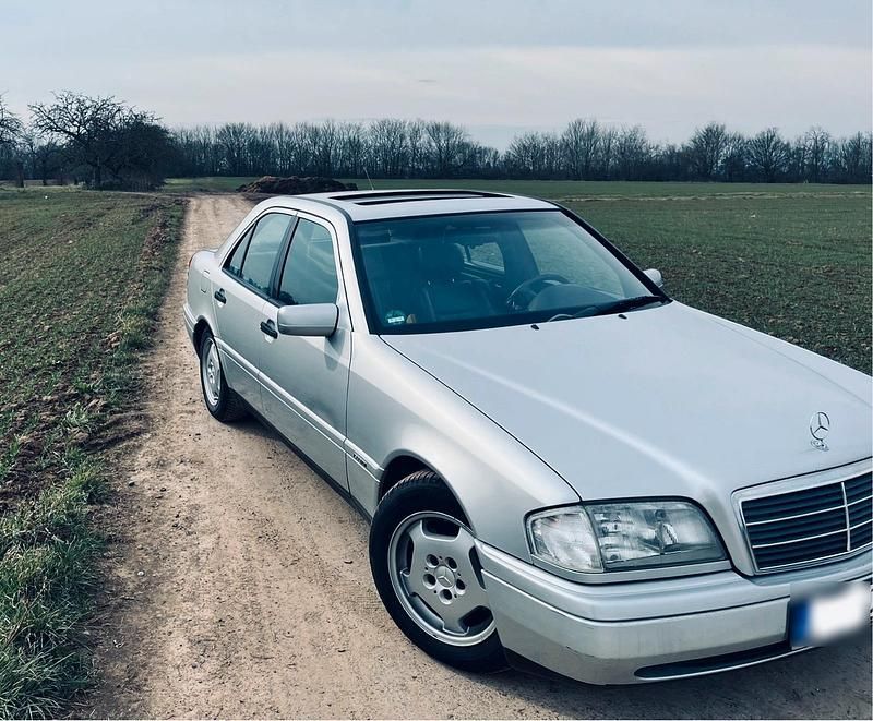 Gebraucht Mercedes C230 196 PS (144 kW) 1996 Silber Limousine