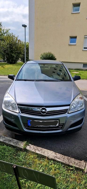 Gebraucht 2009 Opel Astra Limousine | 2.700 € (Fairer Preis) - Bild 1/4
