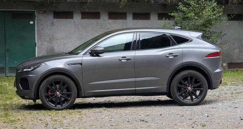 Gebraucht Jaguar E-Pace R-Dynamic 200 PS (147 kW) 2019 Grau SUV