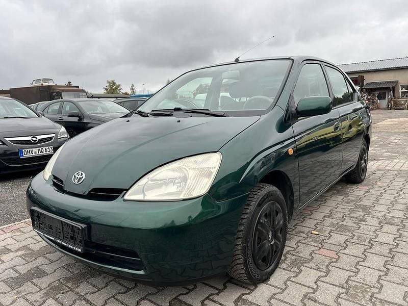 Grün Gebraucht 2005 Toyota Prius Kleinwagen | 1.890 € - Bild 1/4