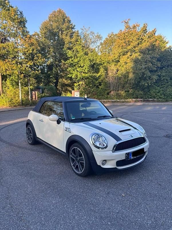 Weiß Gebraucht 2009 Mini Cooper S Cabriolet Cabrio | 7.990 € (Guter Preis) - Bild 1/4