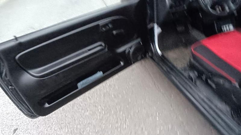 Gebraucht Daihatsu Cuore 56 PS (41 kW) 1999 Schwarz Kleinwagen