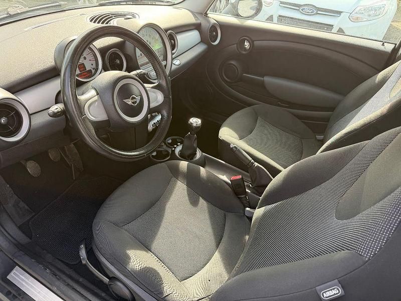 Gebraucht Mini ONE 95 PS (69 kW) 2008 Schwarz Kleinwagen