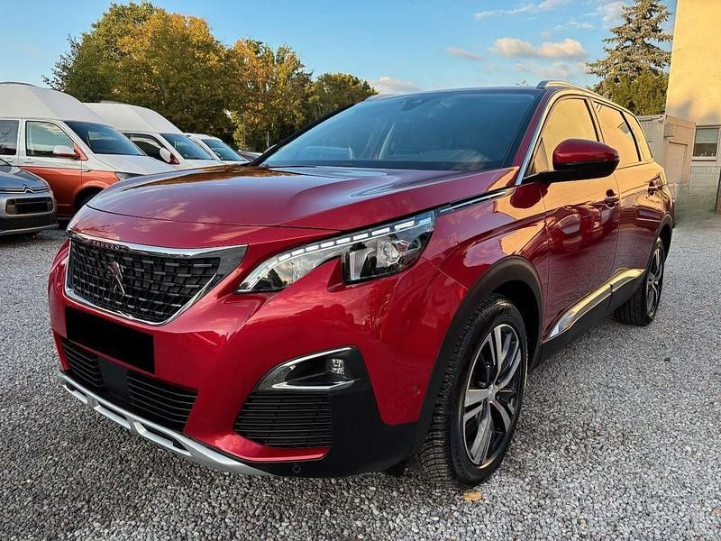 Gebraucht Peugeot 5008 Allure 131 PS (96 kW) 2020 Rot SUV