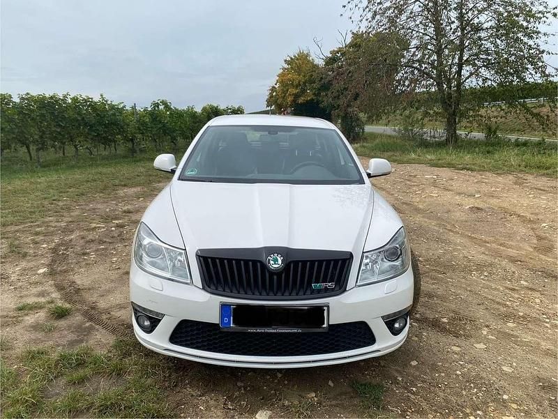 Gebraucht Skoda Octavia RS 200 PS (147 kW) 2012 Weiß Kombi