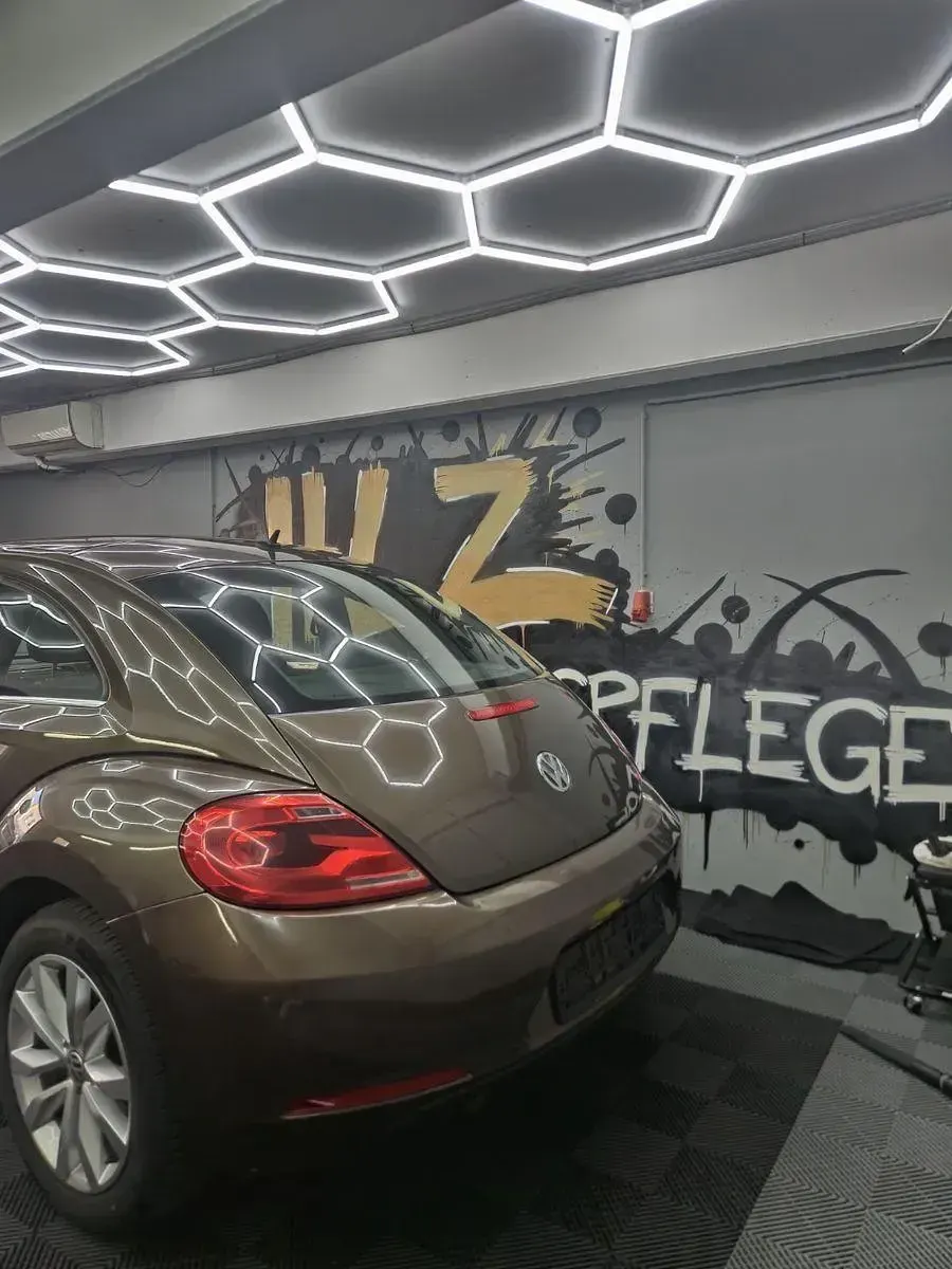 Gebraucht VW Beetle 105 PS (77 kW) 2011 Braun Kleinwagen