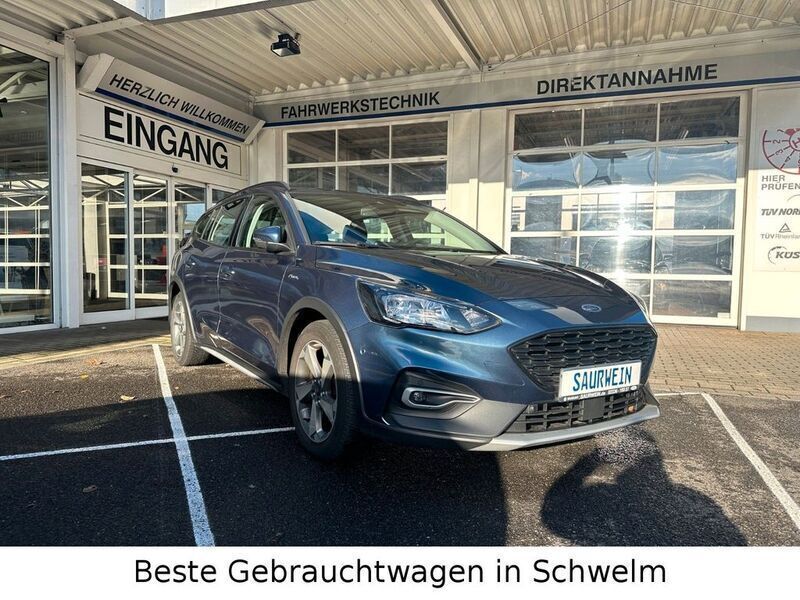 Usata Ford Focus Active 125 CV (91 kW) 2020 Blu Berlina