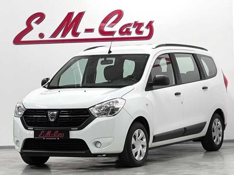 Weiß Gebraucht 2021 Dacia Lodgy Comfort Van / Kleinbus | 9.990 € (Superpreis) - Bild 1/4