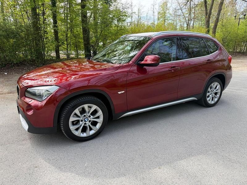 Gebraucht BMW X1 xLine 150 PS (110 kW) 2011 Rot SUV